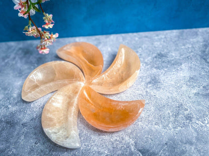 4" PEACH Selenite MOON Bowl, Crystal Bowl, Moon Bowl